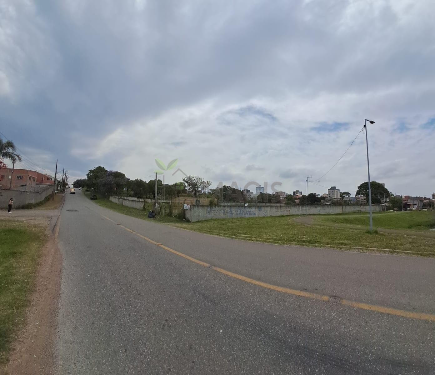 Terreno ZR4 com Projeto Aprovado para 132 Apartamentos em São José dos Pinhais