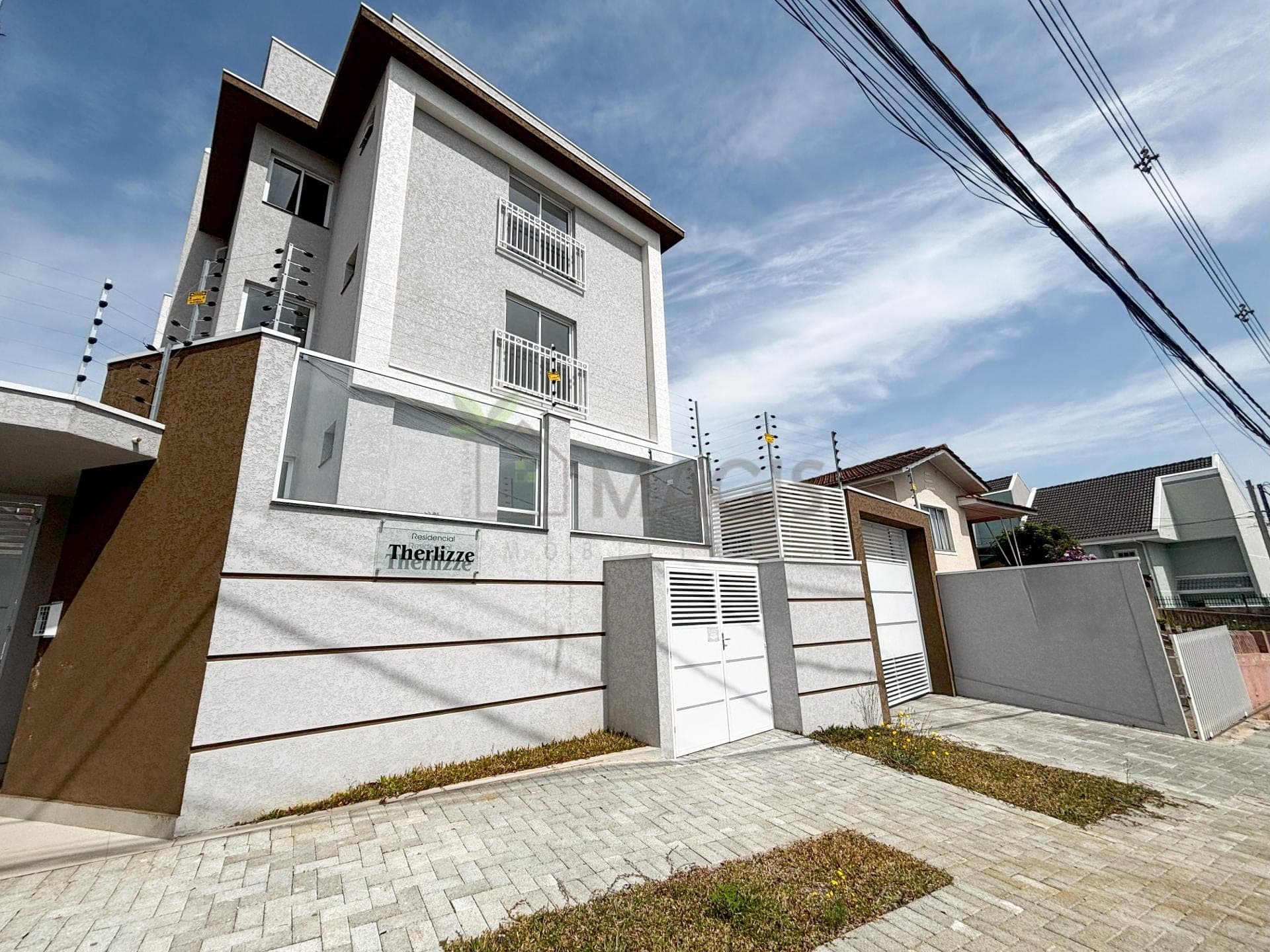 Apartamento no Residencial Therlizze em São José dos Pinhais
